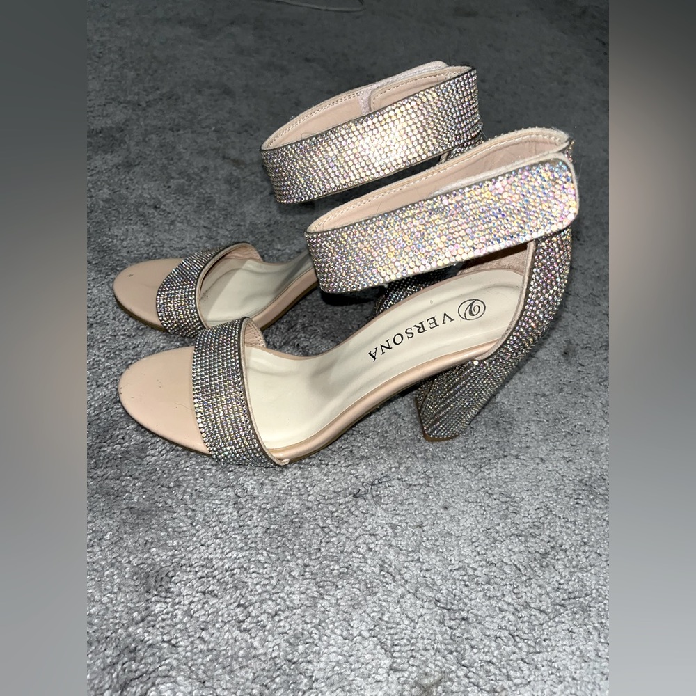 Versona, size 8, silver rhinestone heels